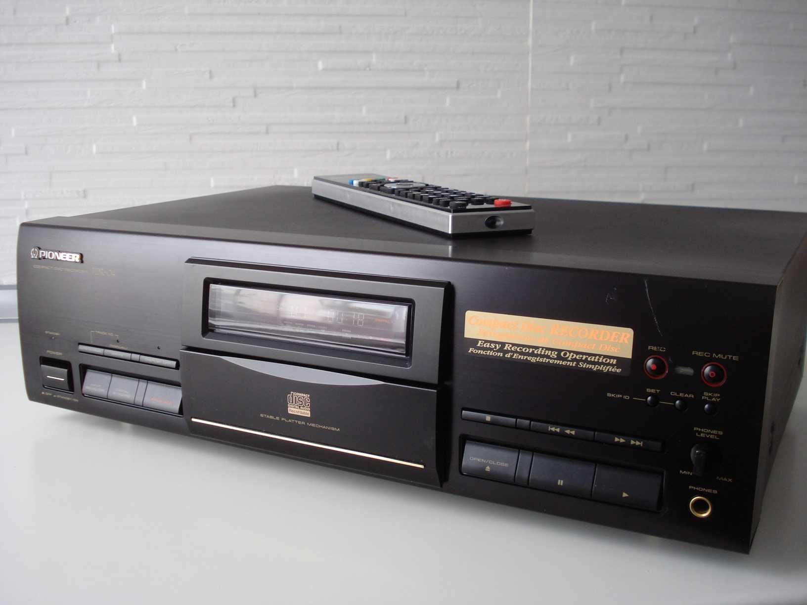 CD Recorder Pioneer PDR-04