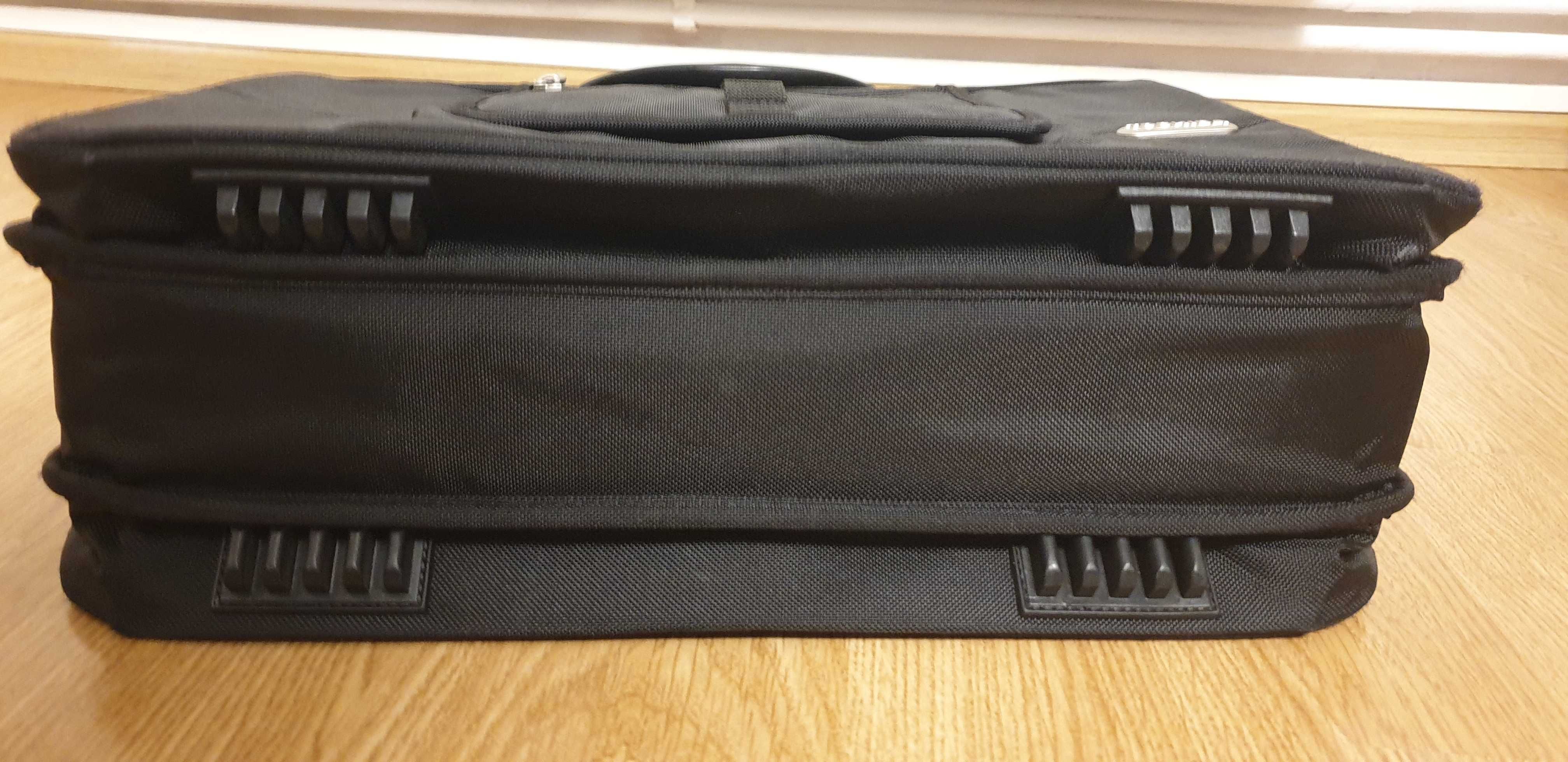 Servieta laptop multifunctionala
