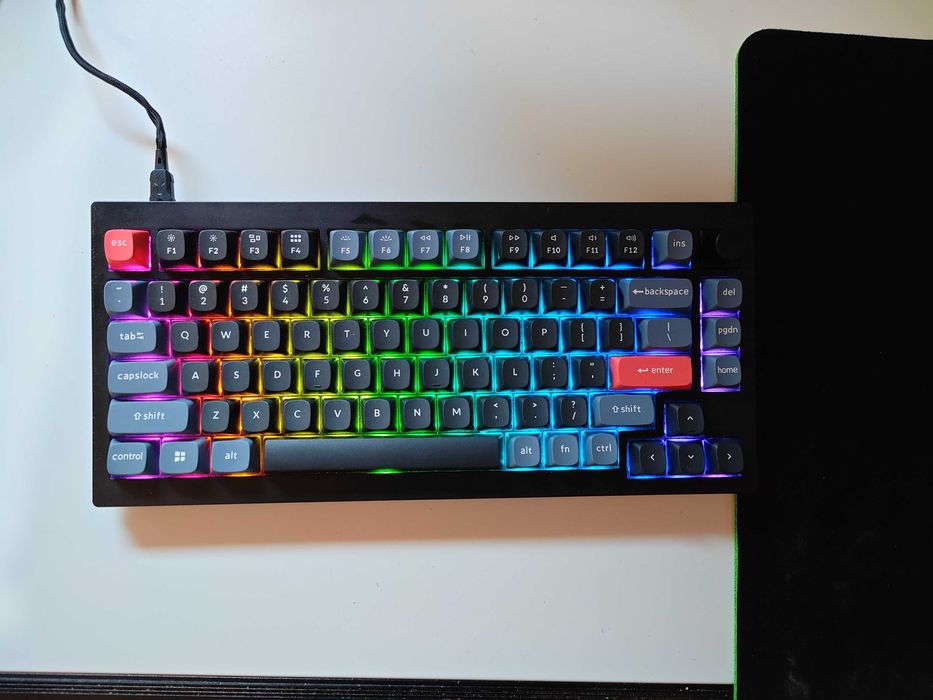 Геймърска Механична Клавиатура Keychron V1 Hot-Swappable, Blue Switch