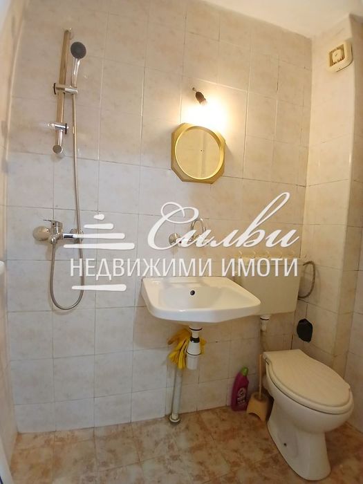 Дава се под наем Офис в Шумен, Център - 33 кв.м за 153 € - Снимка #8