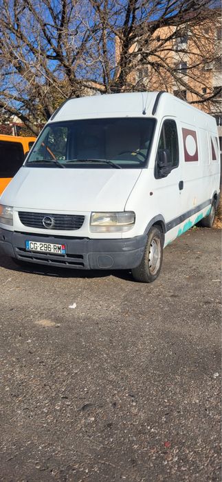 Autorulota comerciala opel