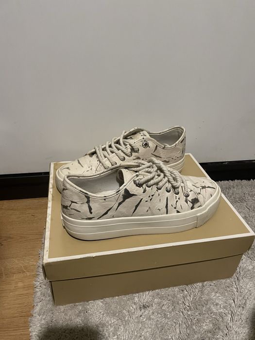 Обувки Desigual 39 номер