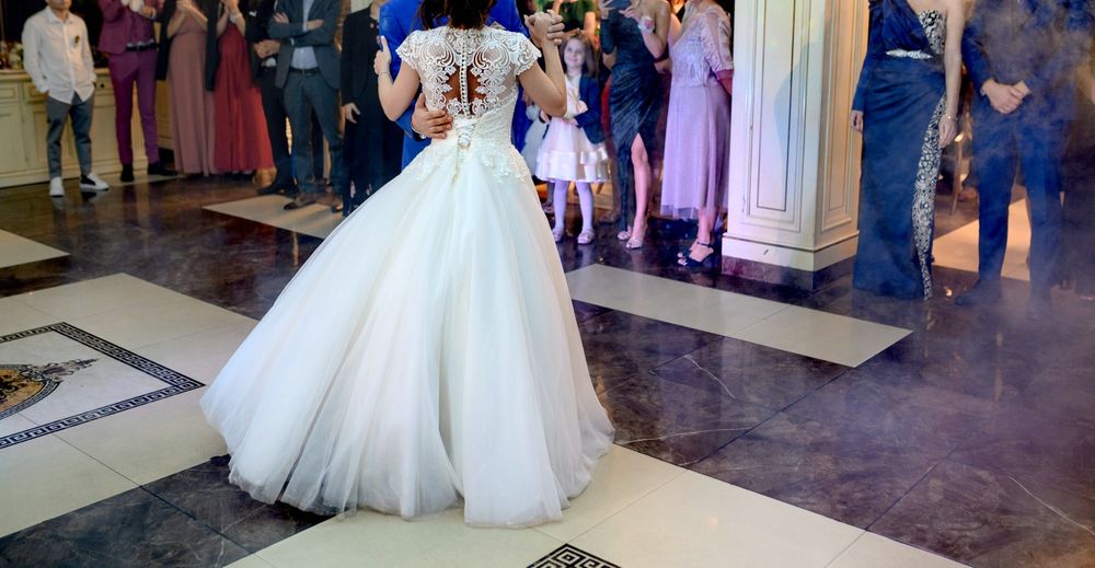 Vand rochie de mireasa