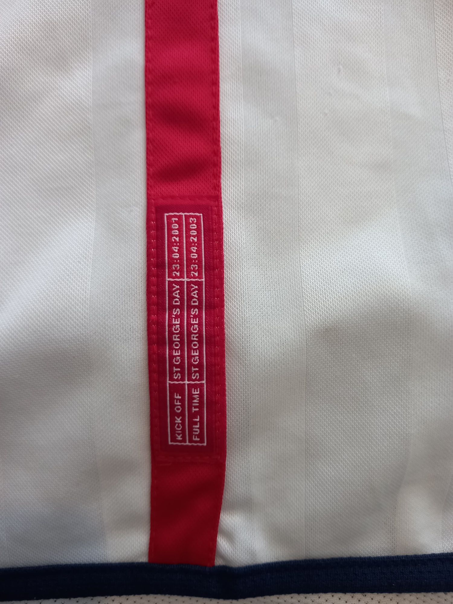 Тениска Umbro English XL. Puma Xl Adidas XL