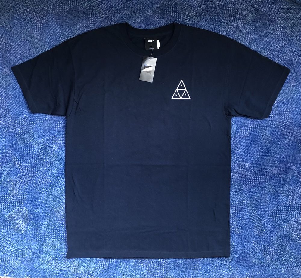 HUF / Levis x The Simpsons ОРИГИНАЛНИ мъжки тениски - M-L