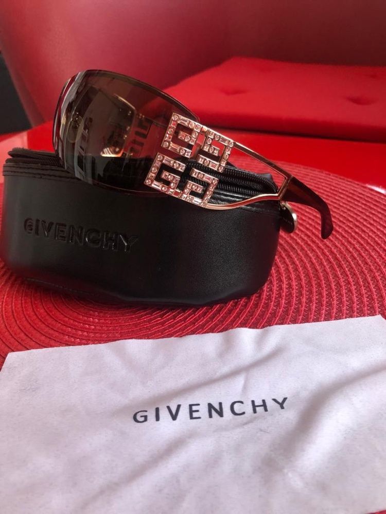 Ochelari soare Givenchy