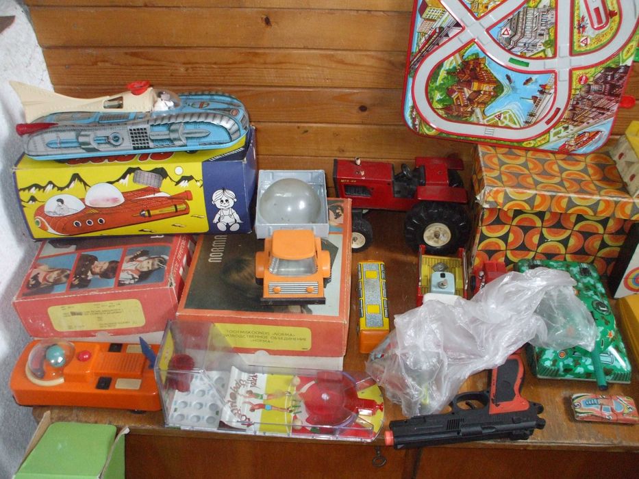 Играчки от Социализма