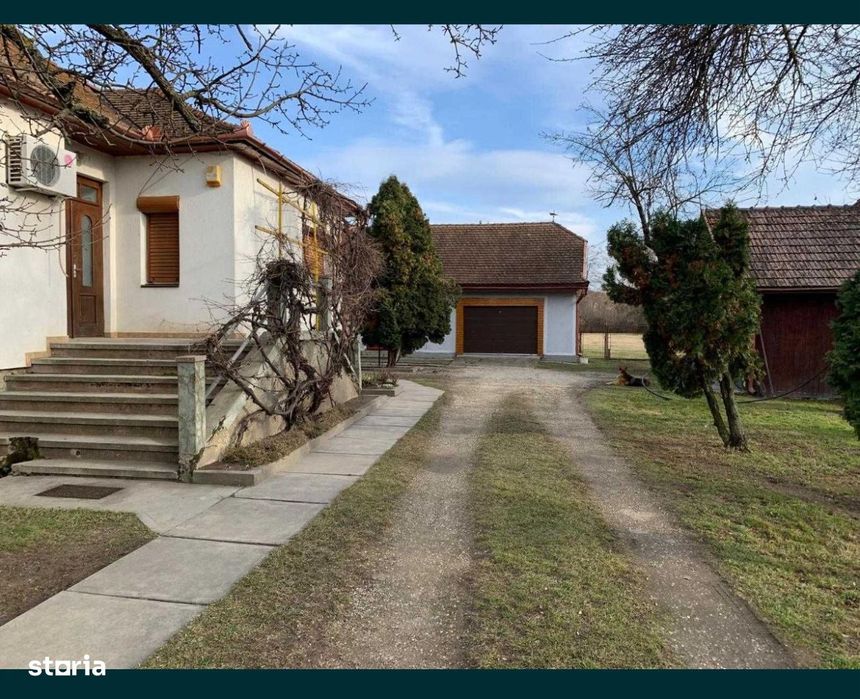 Casă de Vânzare în Boroșneu Mare – 130 mp, Teren 3033 mp
