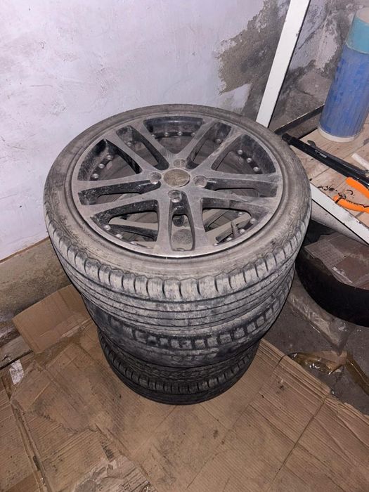 Продам диски с резиной