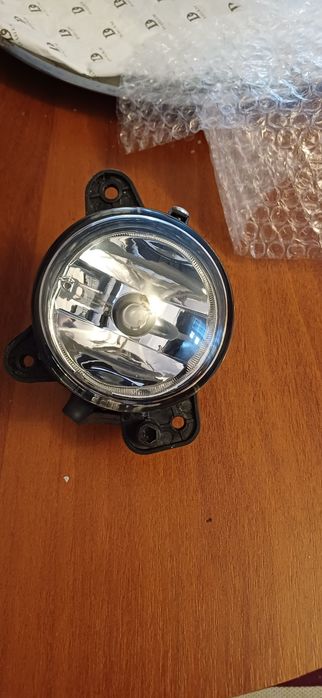 Противотуманка на Голф 5 или Пассат в 6.