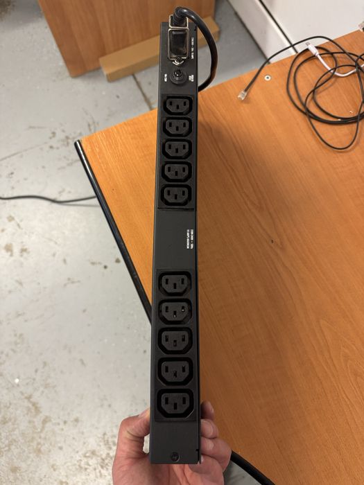 Furman M-10X E Stabilizator de tensiune pt sisteme de sunet