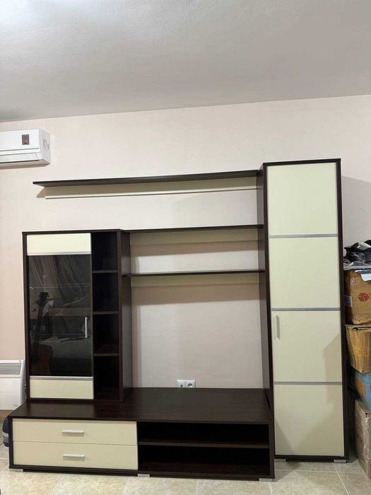 мебели за хол стенка