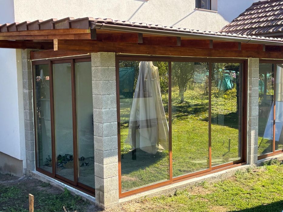 Usi glisante din aluminiu-pe comanda