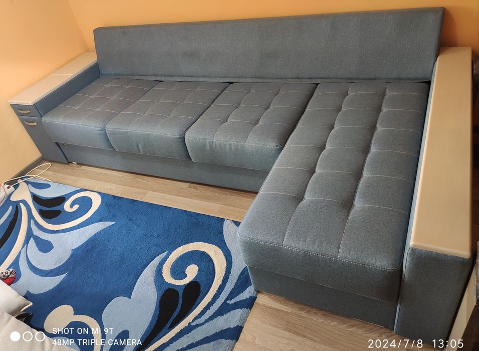 Vând colțar extensibil Confort