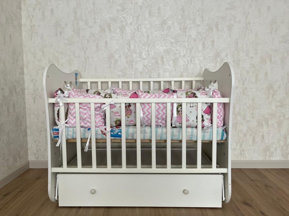 Детский кровать