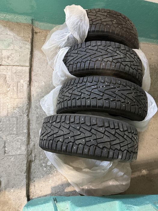 Шины зимние 4шт в комплекте