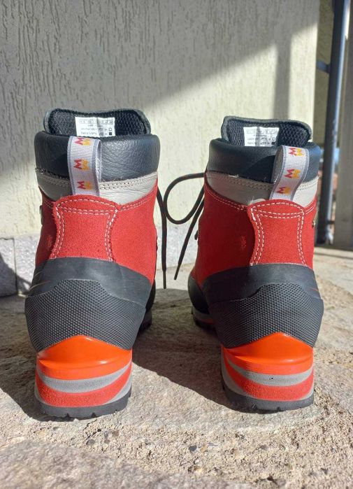 Туристически обувки, номер 39.5