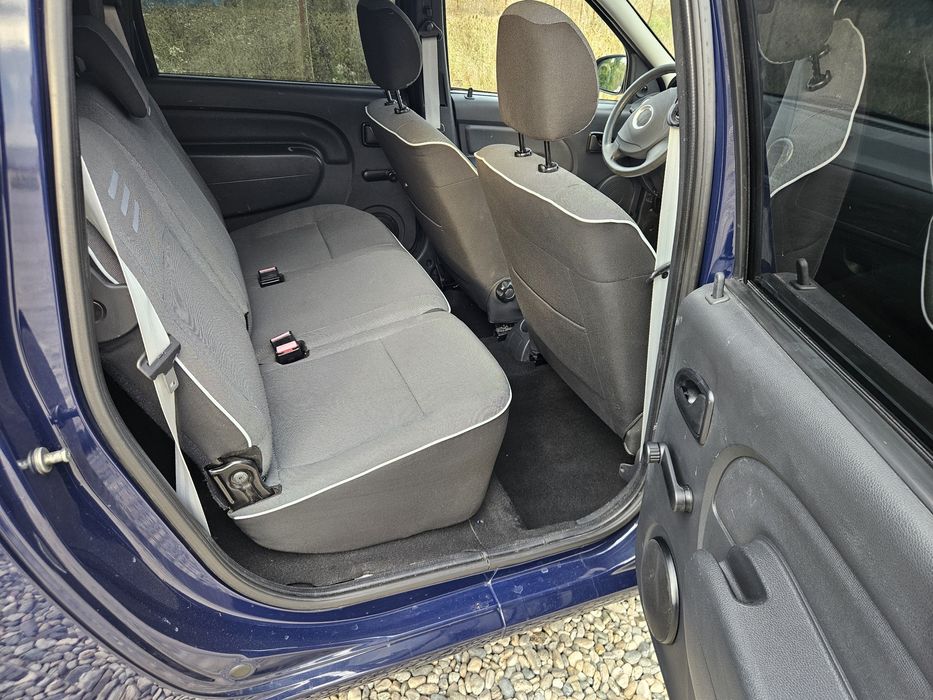 Dacia Logan Mcv 1.6 benzina 2012