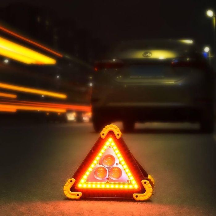 LED авариен триъгълник светещ акумулаторен прожектор автомобил кола