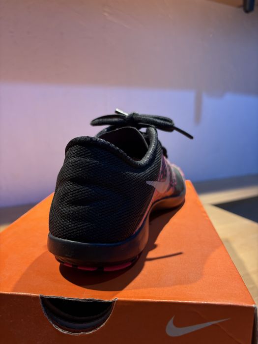 Adidasi Nike de vanzare.