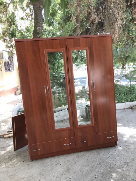 Шкаф для спальний