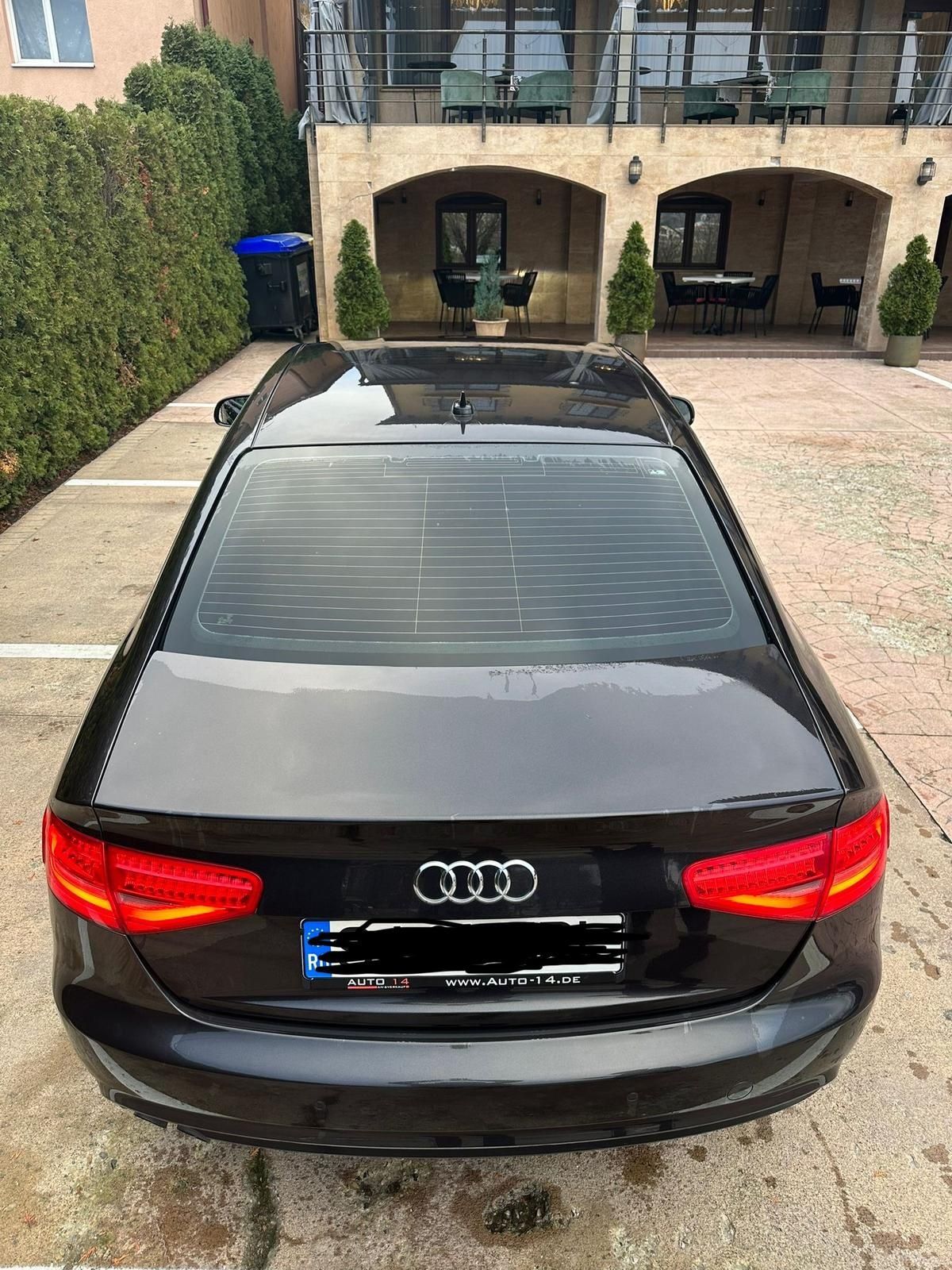 Vând Audi A4 berlina