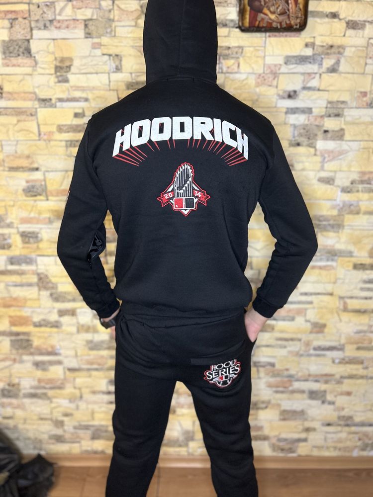 Hoodrich екип