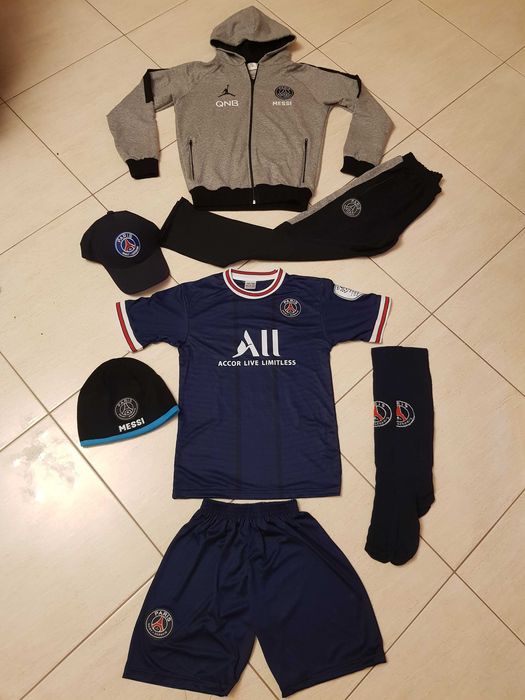 Детско Анцуг + Екип МЕси PsG/ Роналдо Manchester Ronaldo  Juve Messi