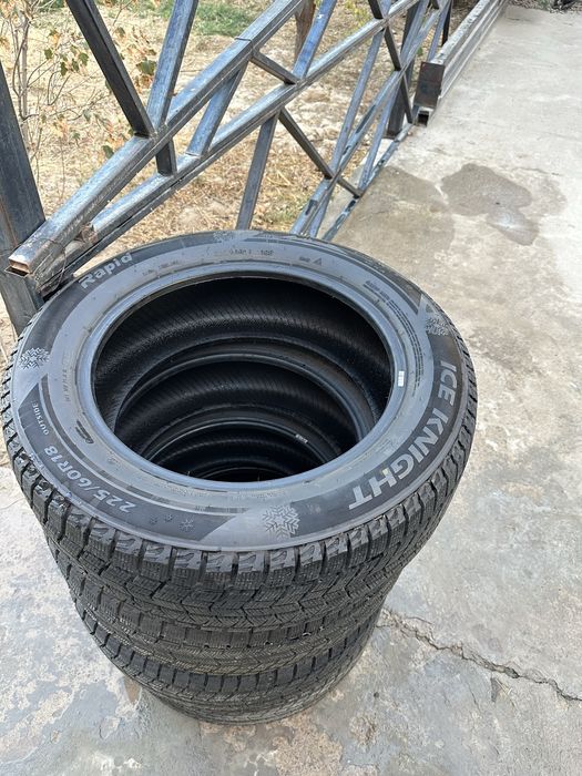 Rapid Ice Knight 225/60 R18 100S без шипов