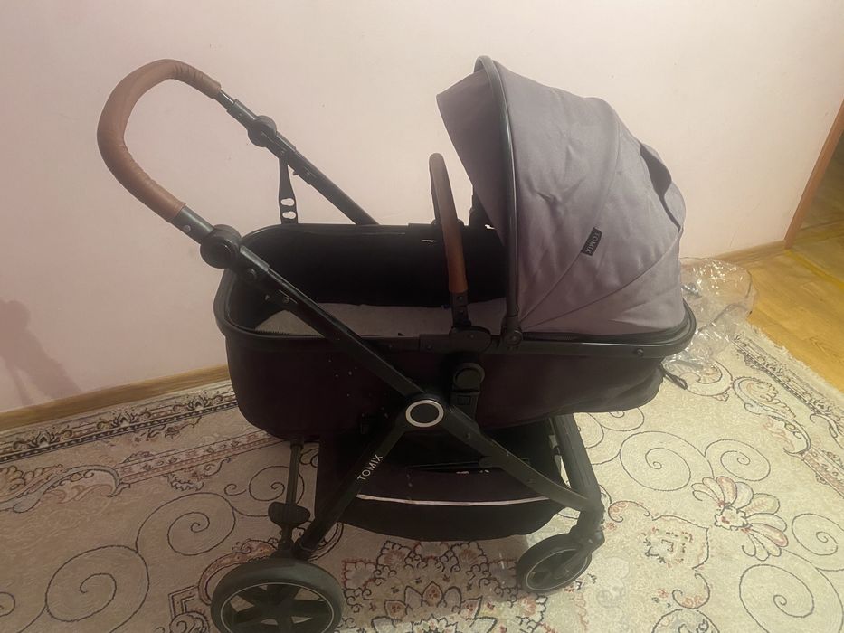 Продам коляску детскую коляску в отличном состояние