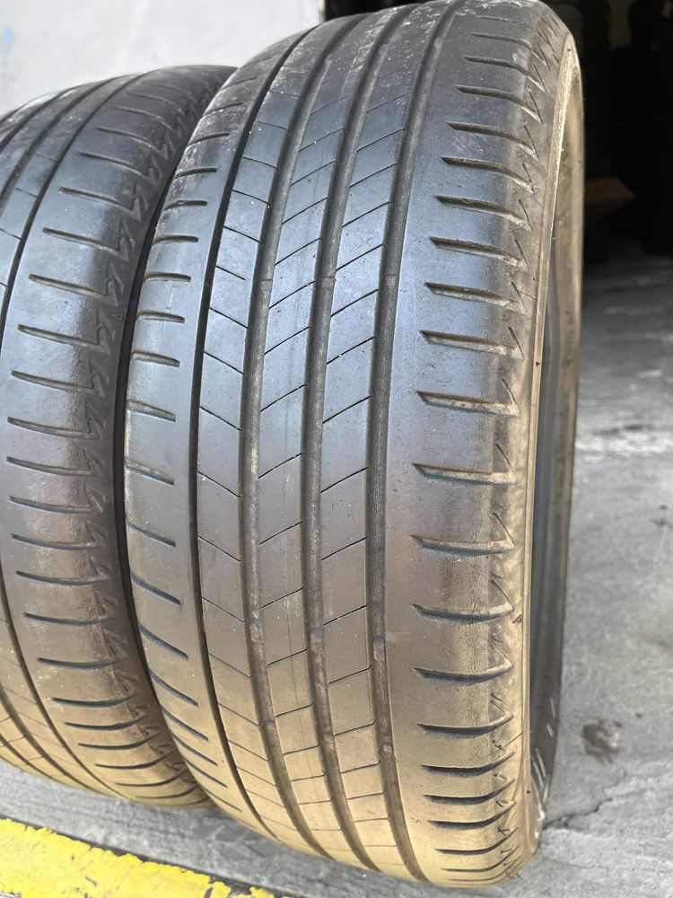 2 бр. летни гуми 195/55/16 Bridgestone DOT 0217 5 mm