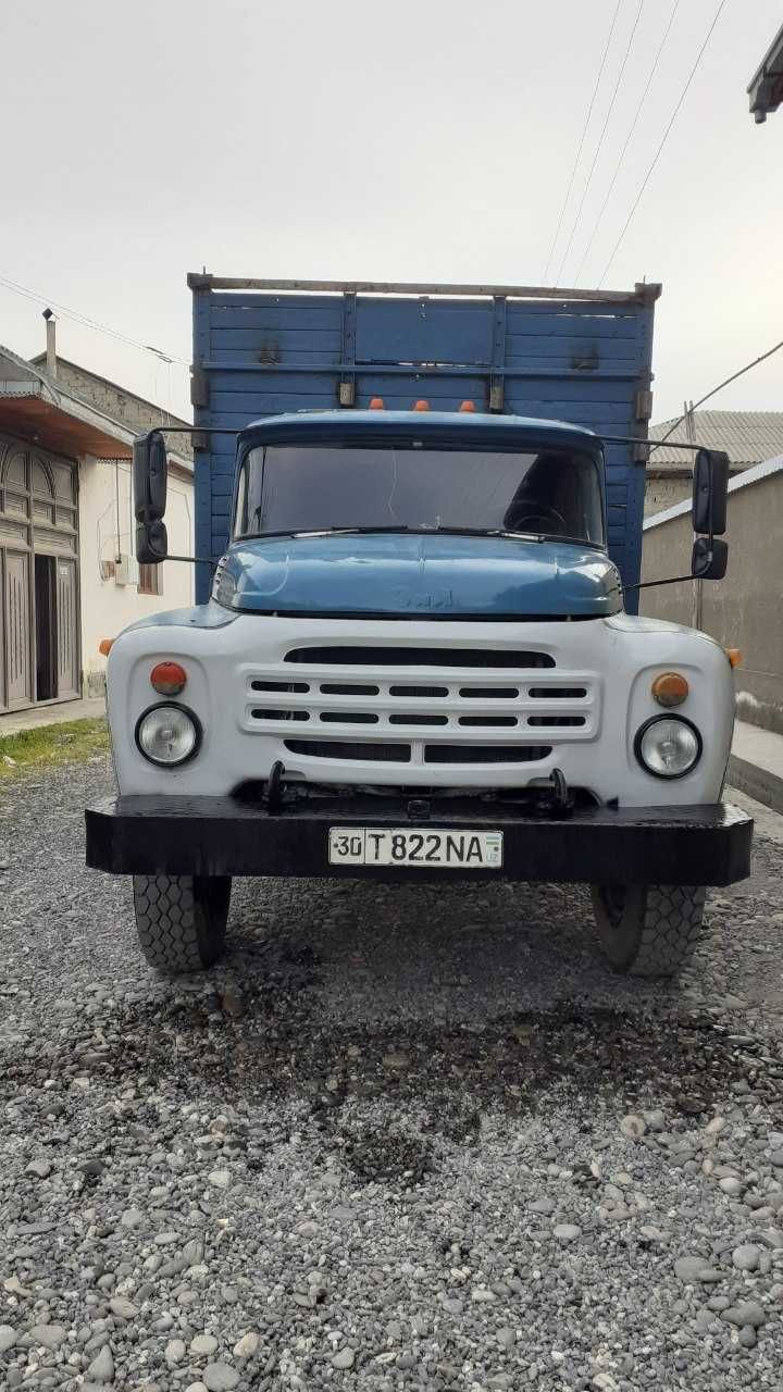 Zil 130 sotiladi