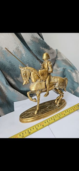 Cal și călăreț din bronz