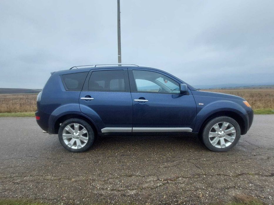 Vând/Schimb Mitsubishi Outlander 2008, 7 locuri