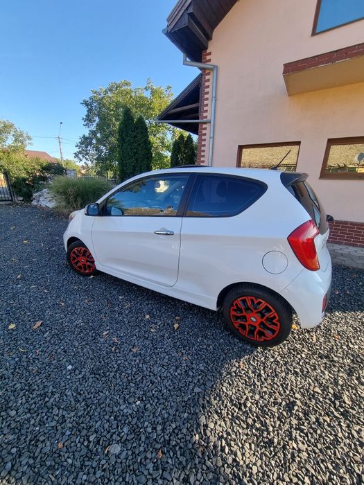 Kia Picanto Platinum Edition GT line