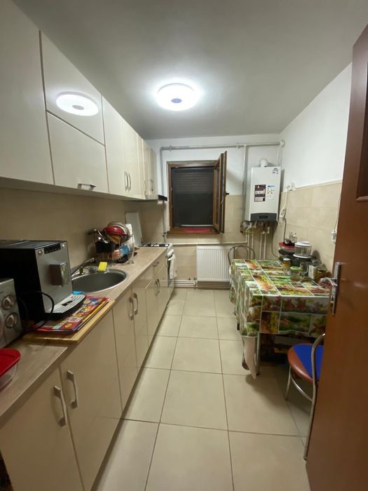 Apartament 2 Camere Craiovita centrala mobilat utilat 4/4