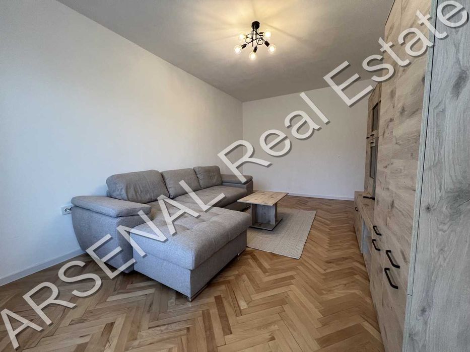 Двустаен апартамент под наем, Бъкстон