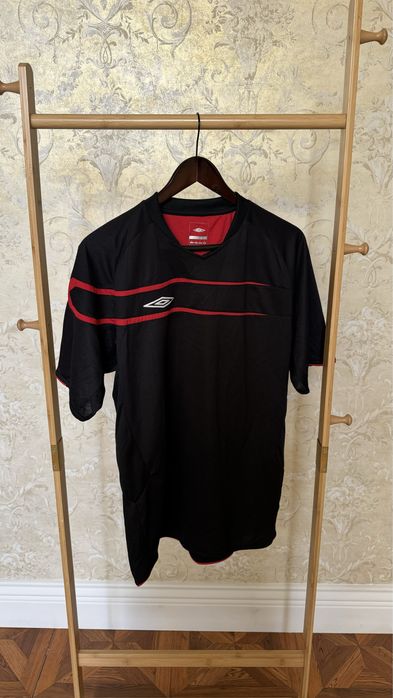 Umbro сеортивная одежда новая