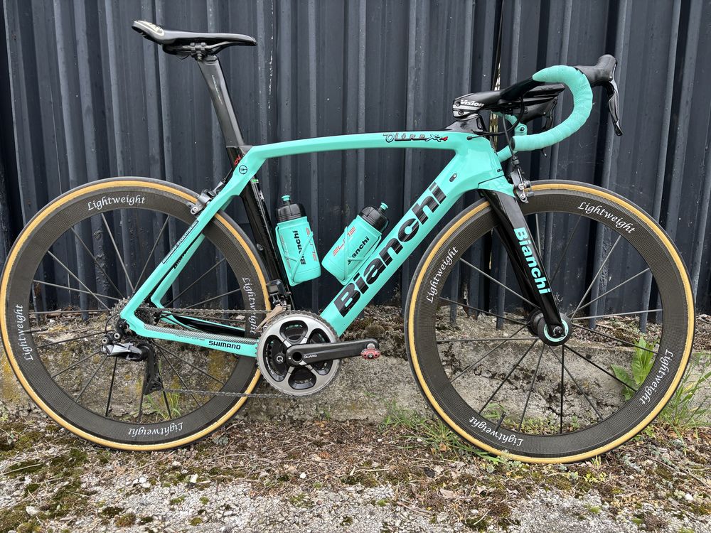 Шосеен велосипед Bianchi Oltre xr4