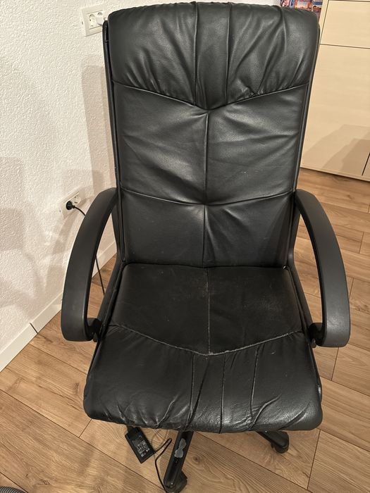 Scaun birou - folosit- pret atragator