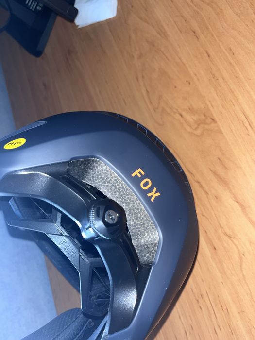 Каска helmet fox dropframe pro