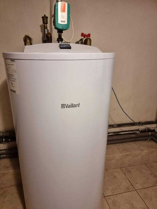 Водоподгревател серпентинен перфектен VAILLANT VIH 200/5.1  200 л.