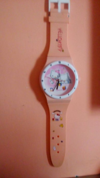 Ceas perete Hello kitty