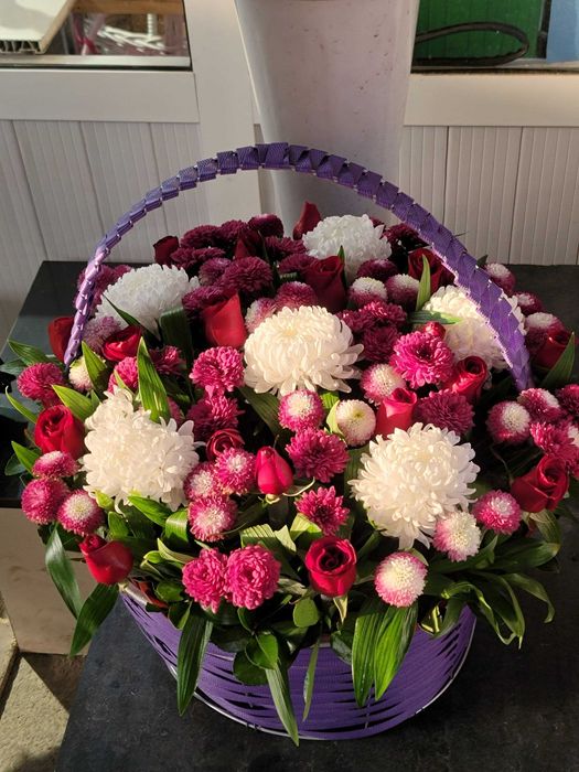 Доставка шикарных свежих цветов.