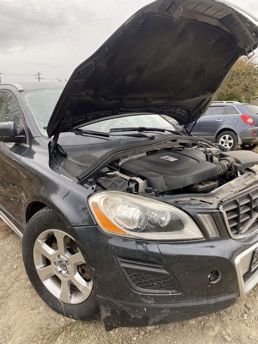 Injectoare Volvo XC60 2.4 d  biturbo 2012