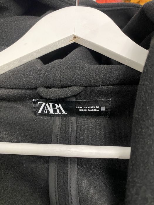 Дълго палто  на Zara