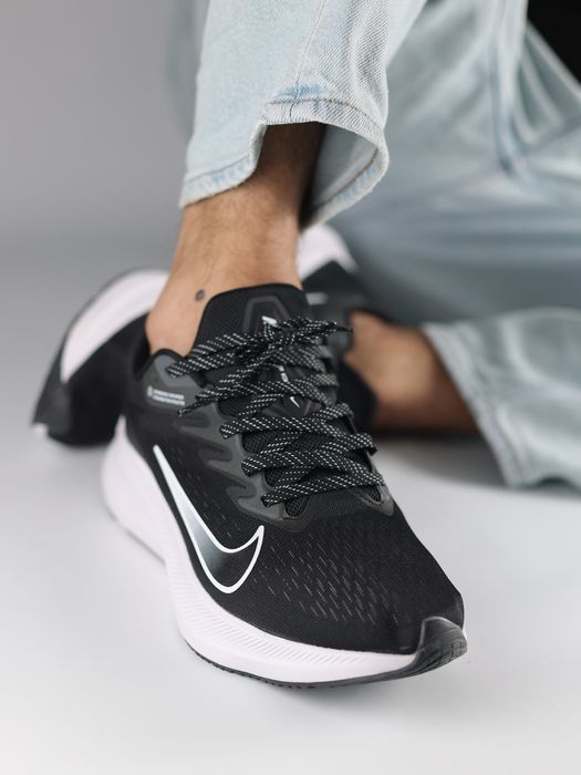 Кроссовки Nike Zoom Winflo