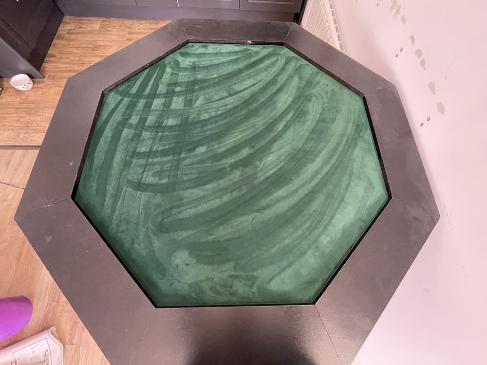 Masa poker hexagonala