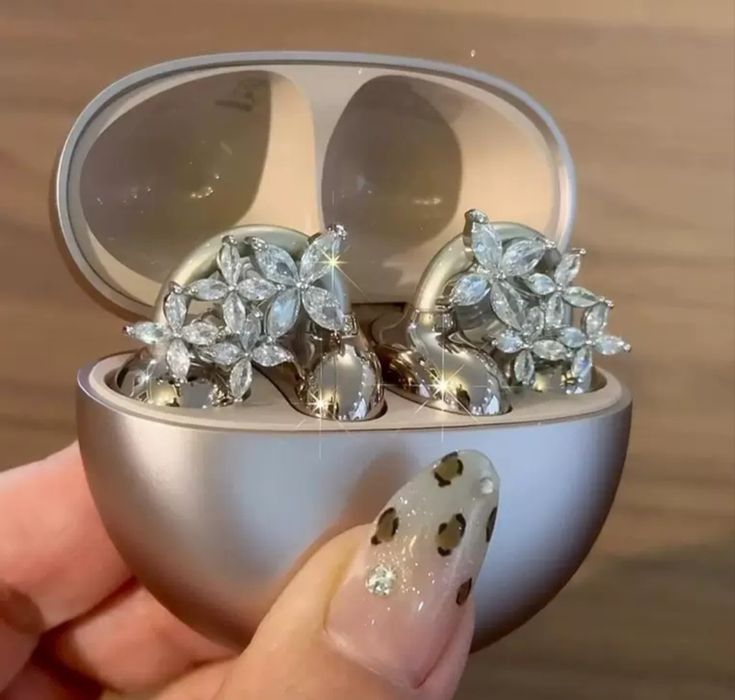 Наушник беспроводной