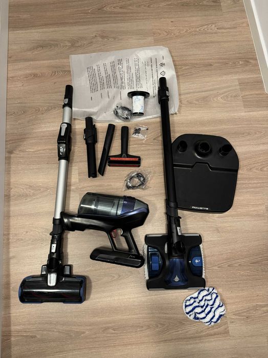 Aspirator vertical fara fir Rowenta, varianta Aqua. Aspira si spala!